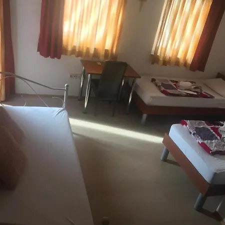 パンシオン アルファ 3* Međugorje